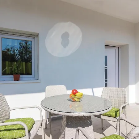Lejlighed 1 Bedroom Beautiful In Novigrad Novigrad Istria